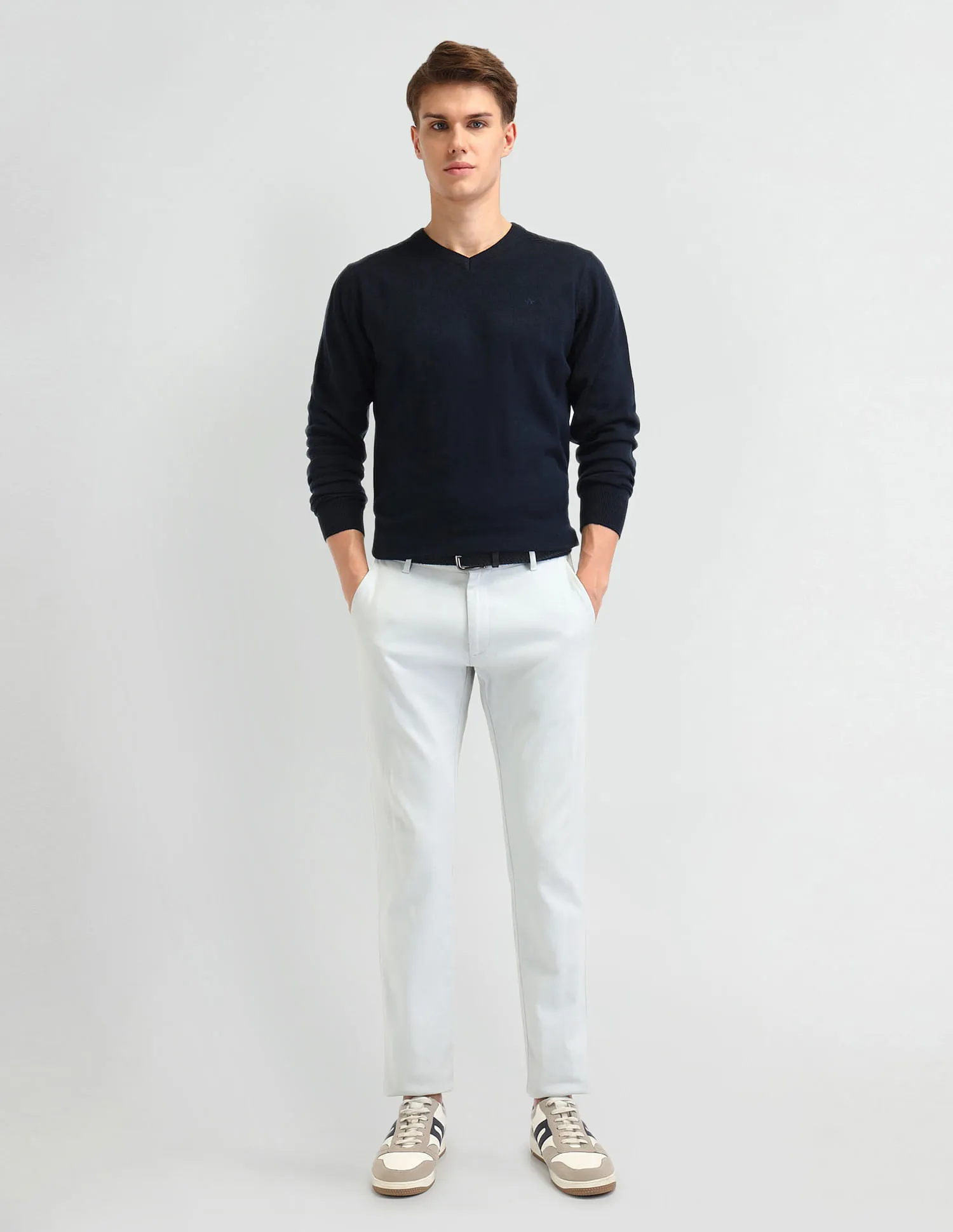 Arrow Solid Regular Fit Sweater