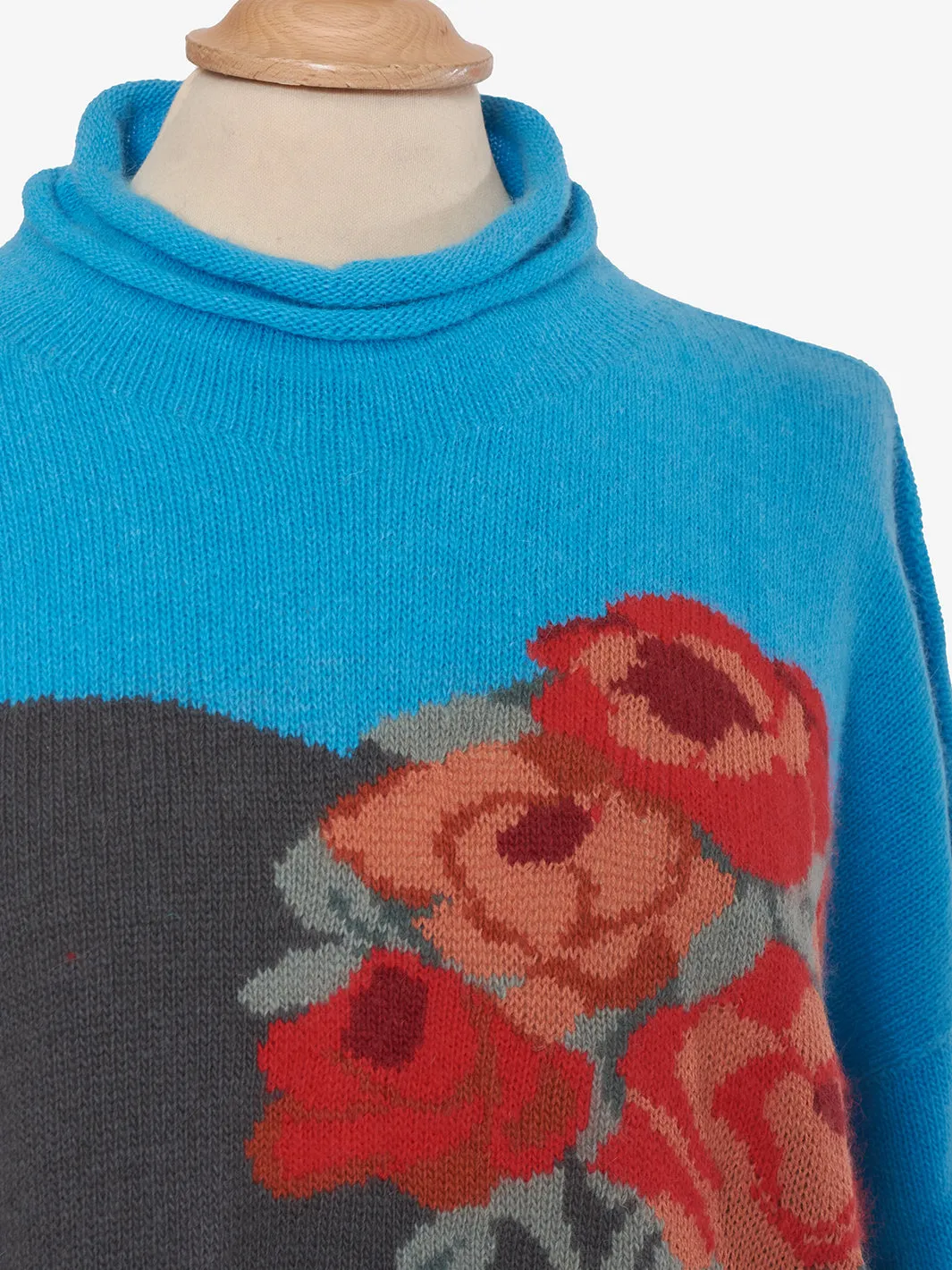 Krizia Flower and dog embroidery sweater