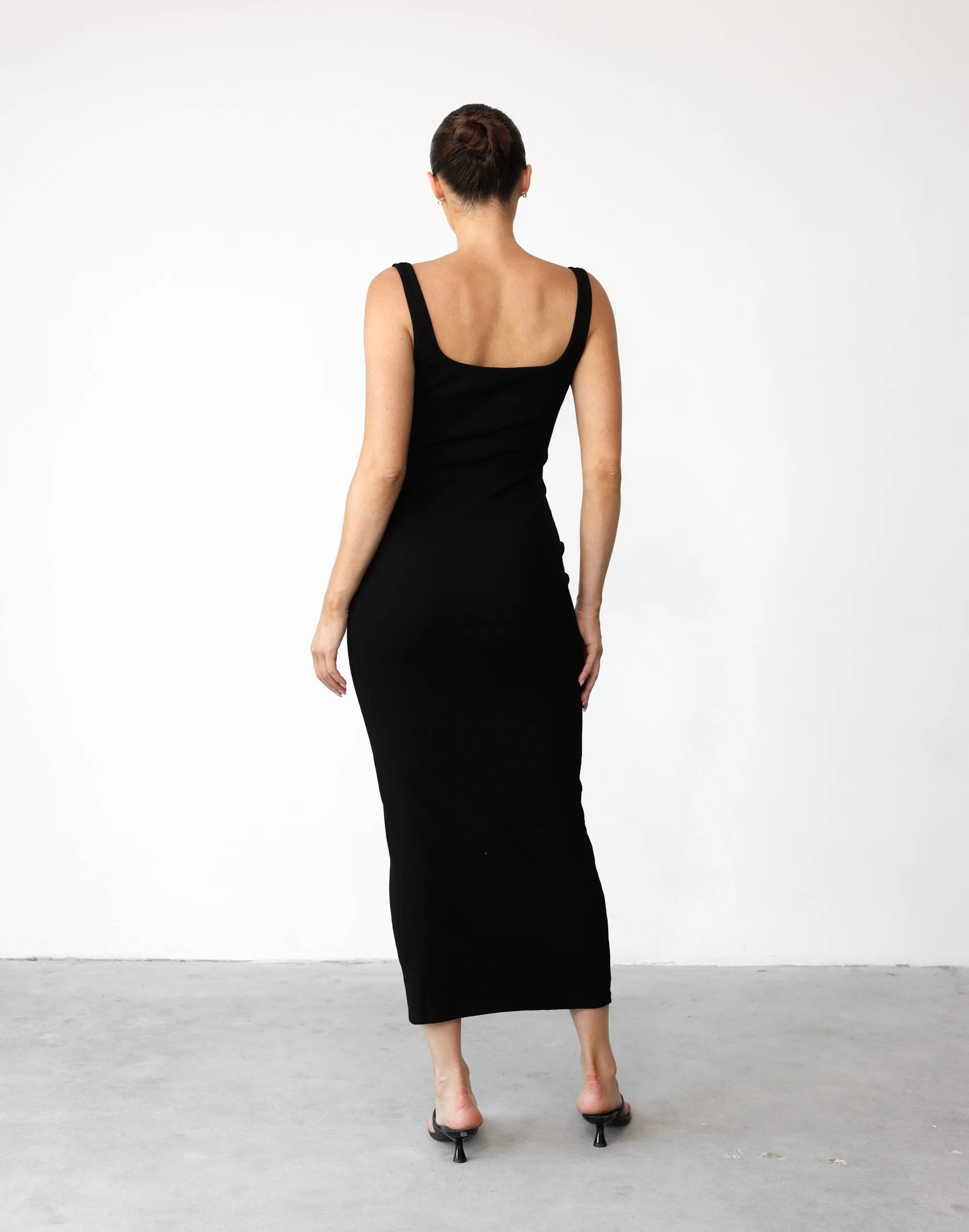 Lenika Maxi Dress (Black)