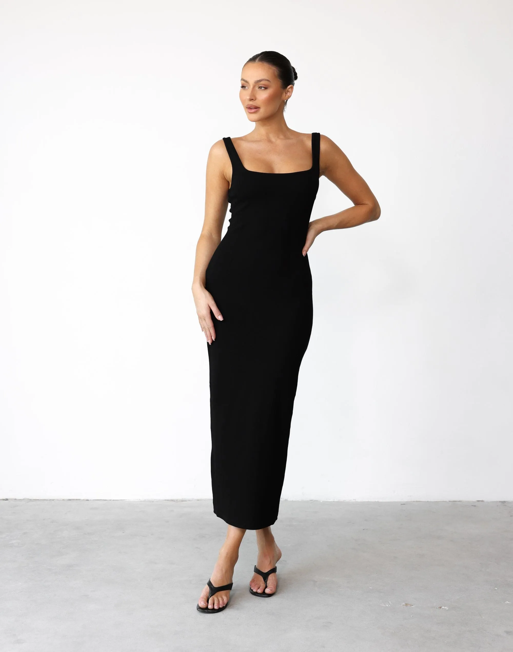 Lenika Maxi Dress (Black)