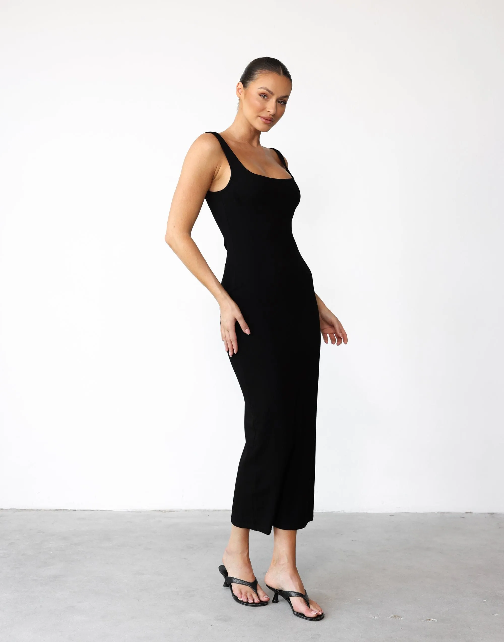 Lenika Maxi Dress (Black)