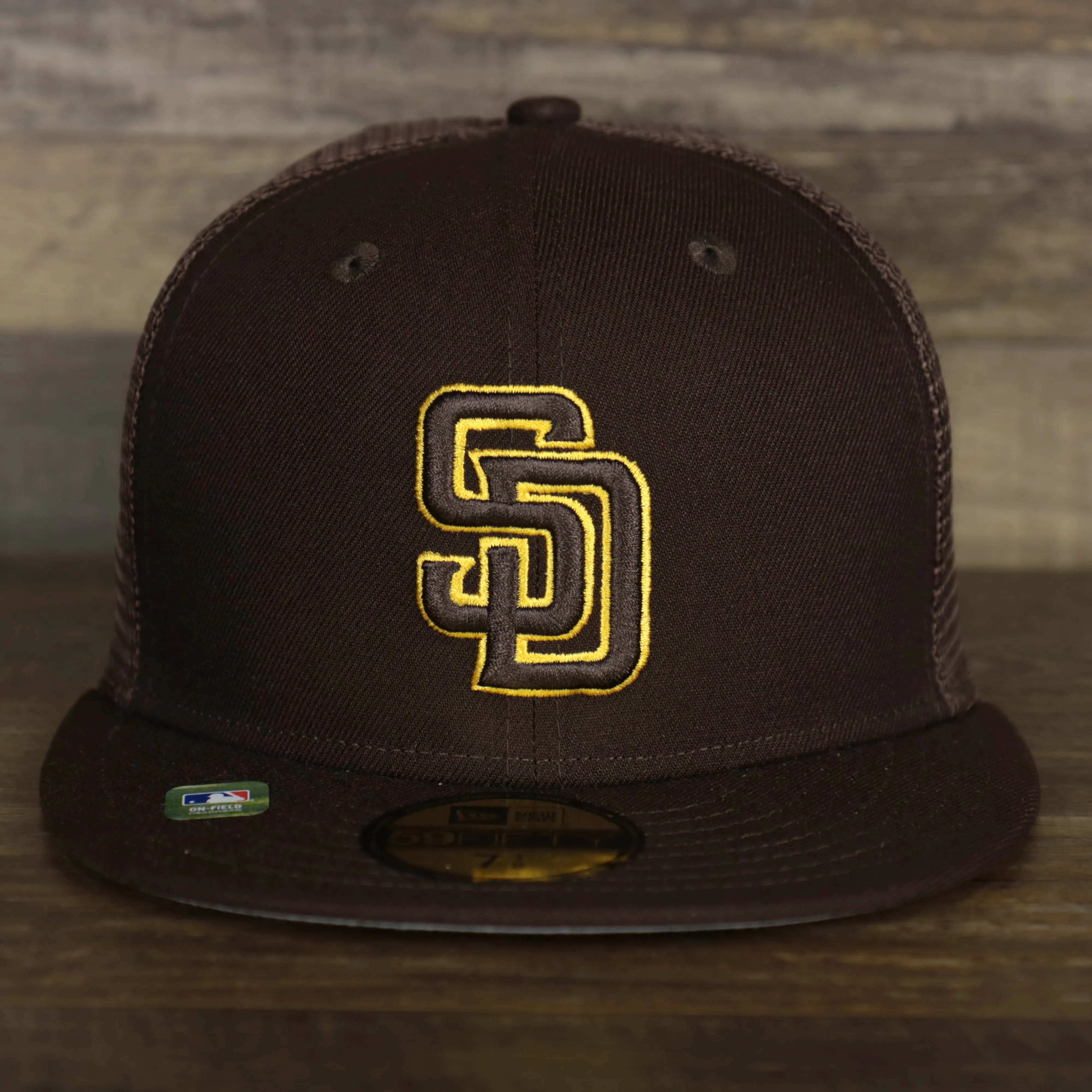 San Diego Padres Onfield 2022 Batting Practice 59Fifty Trucker Hat | Brown